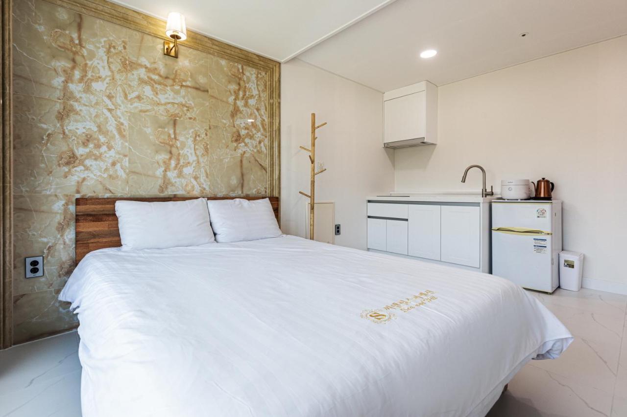 Aewol Oceanstay Jeju Esterno foto