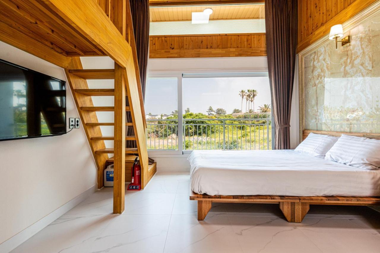 Aewol Oceanstay Jeju Esterno foto