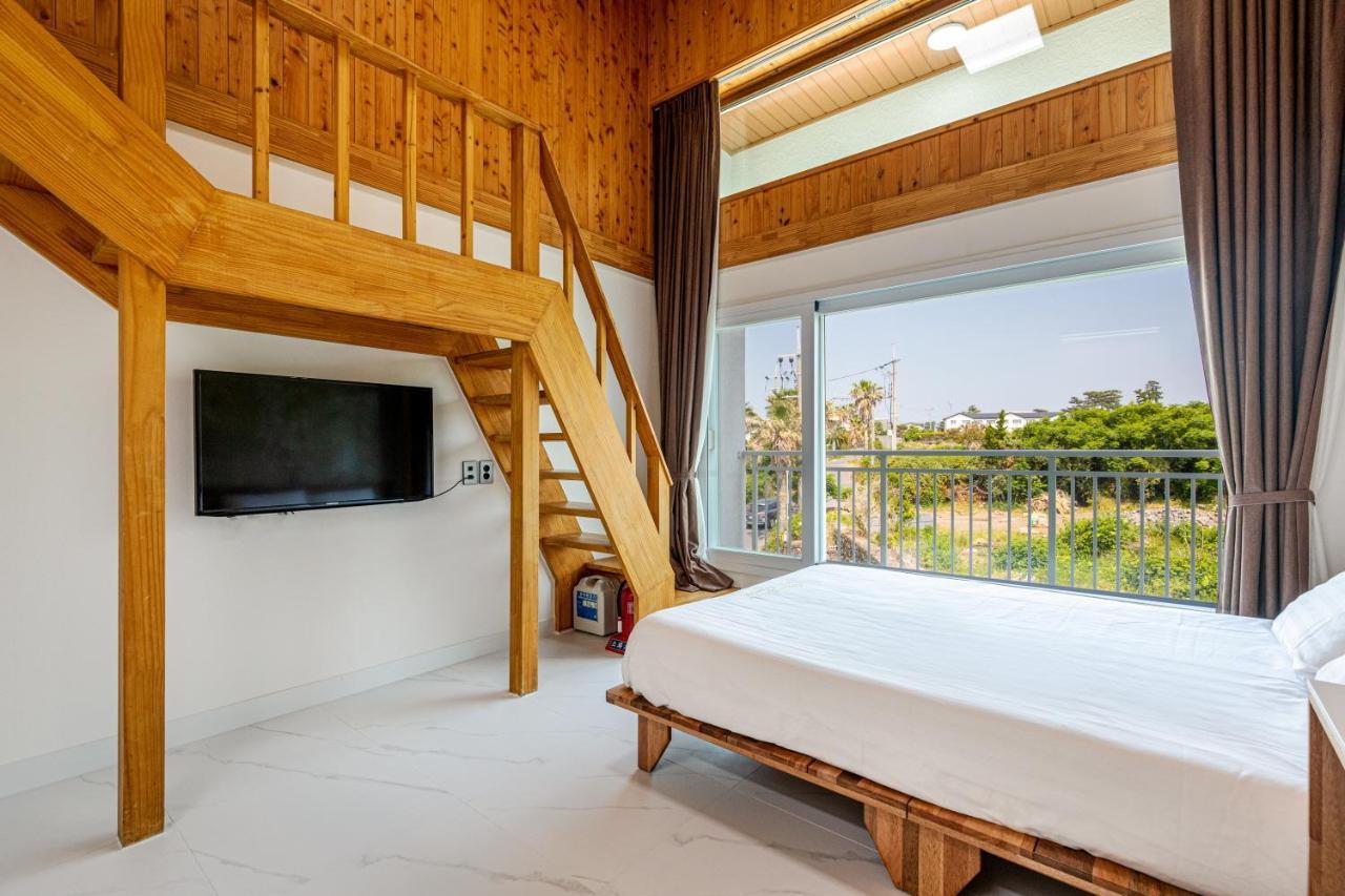 Aewol Oceanstay Jeju Esterno foto