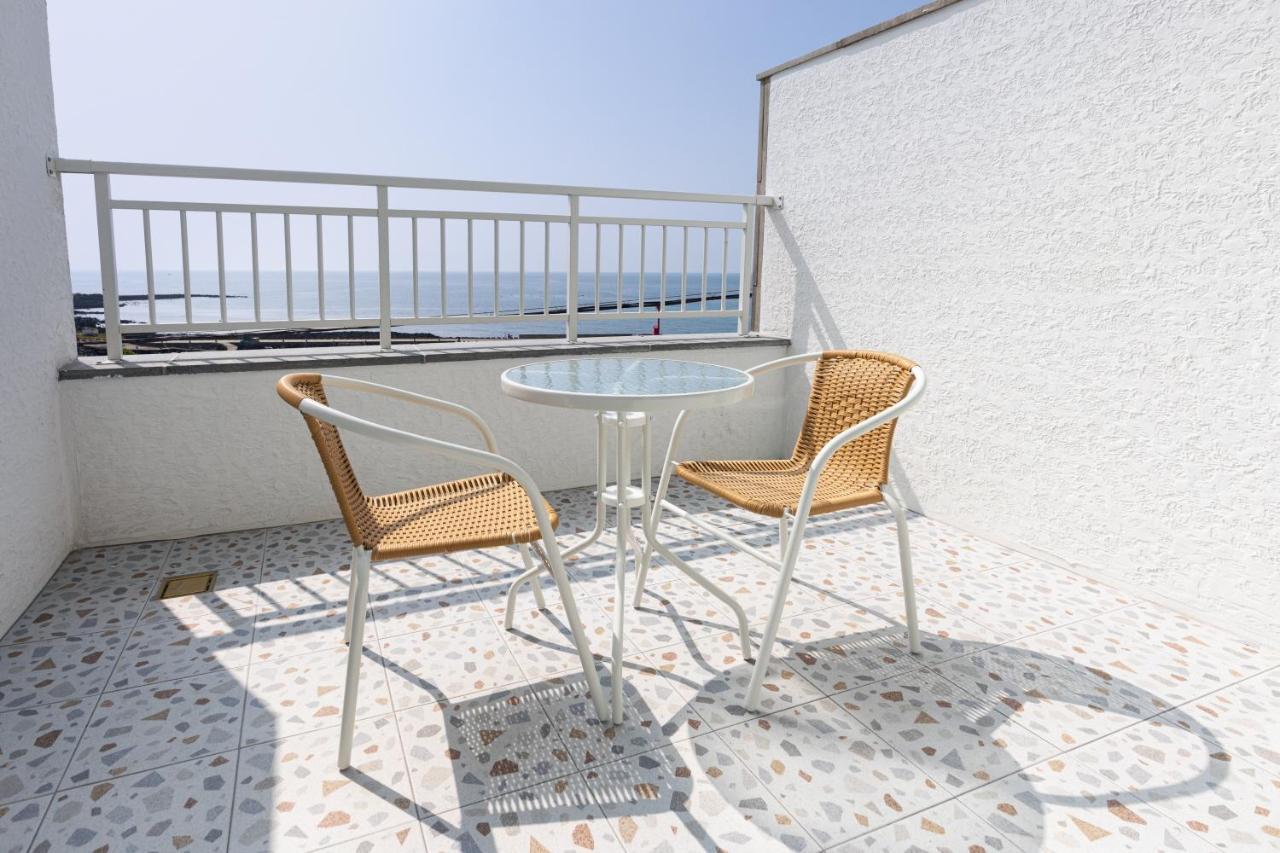 Aewol Oceanstay Jeju Esterno foto