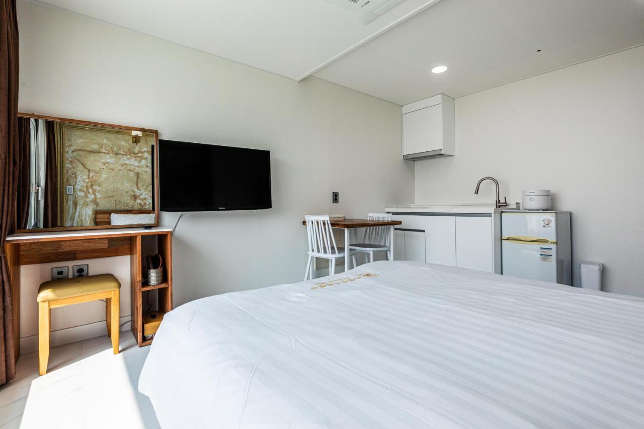Aewol Oceanstay Jeju Esterno foto