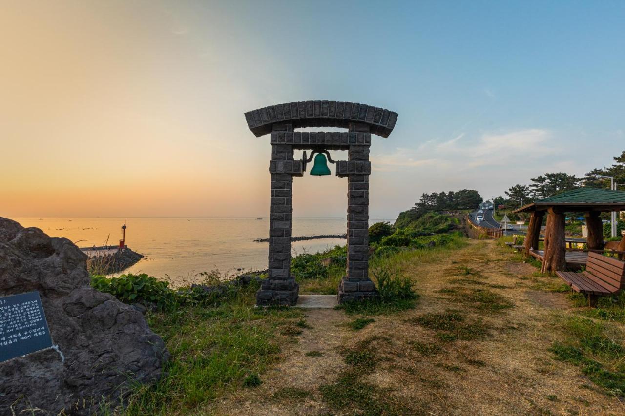 Aewol Oceanstay Jeju Esterno foto