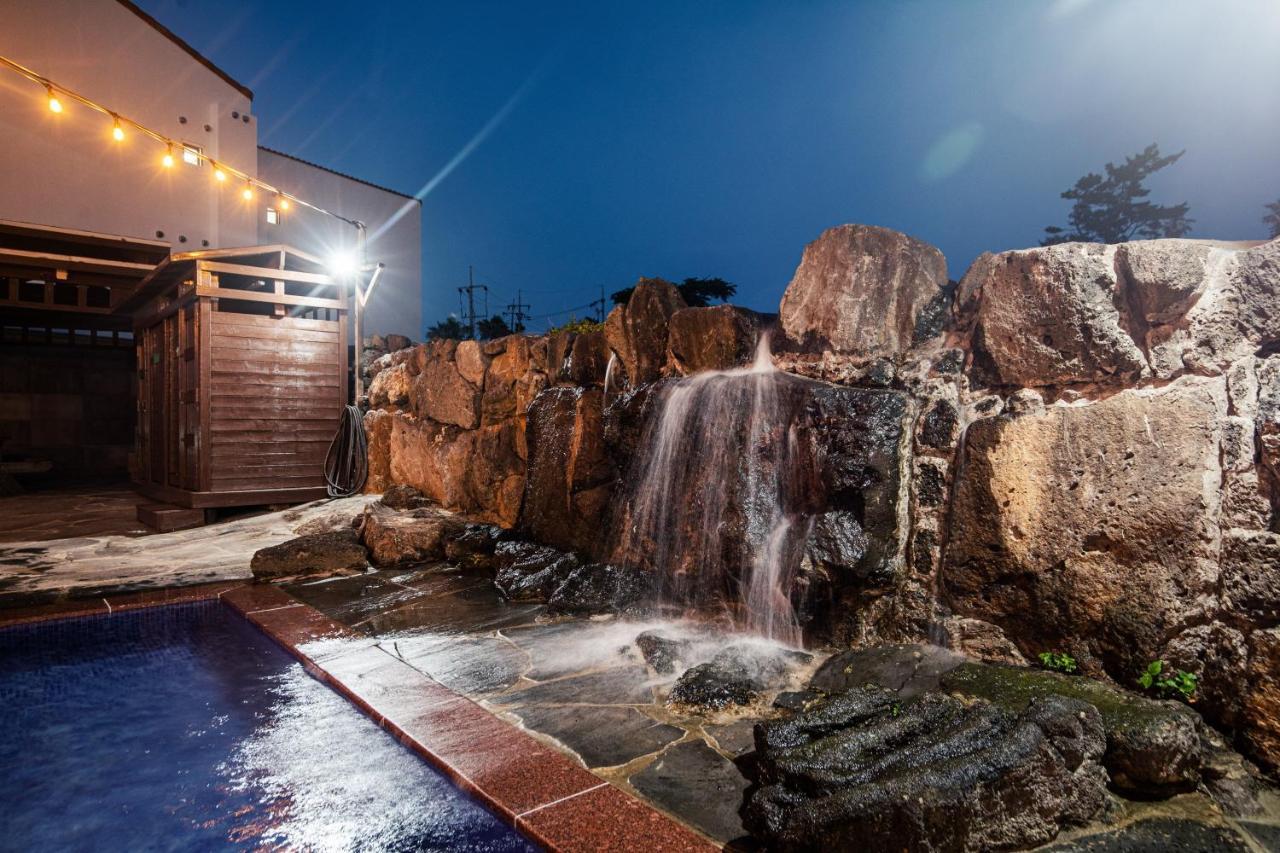 Aewol Oceanstay Jeju Esterno foto