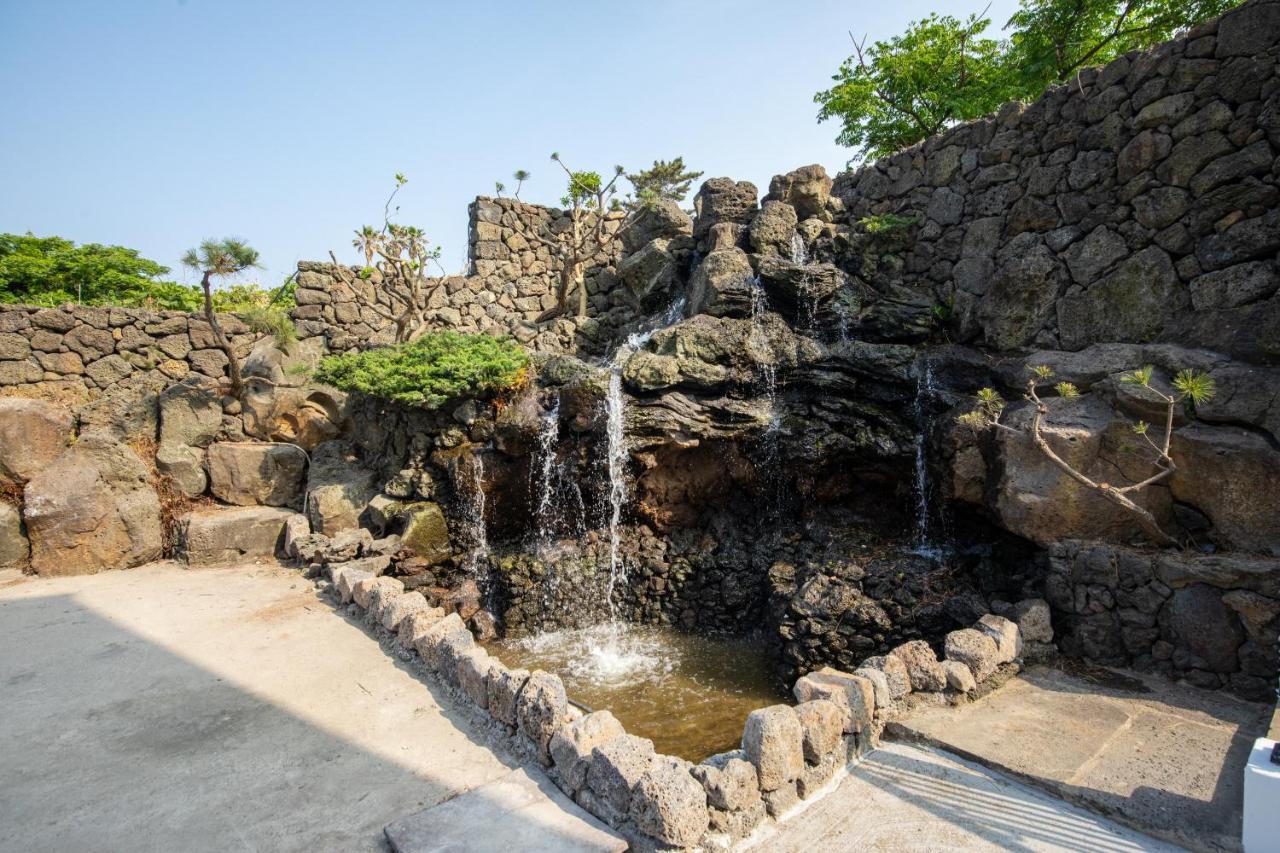 Aewol Oceanstay Jeju Esterno foto